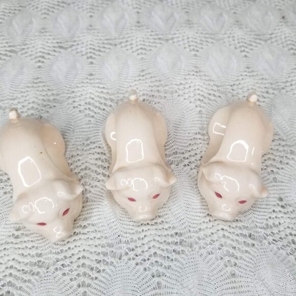 SET OF 3 VINTAGE CERAMIC LITTLE PIGGY NAPKIN RINGS Pig Napkin Holder red eyes - Picture 2 of 12